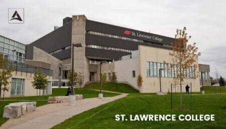 2023 Academic Excellence Entrance Scholarship at St. Lawrence College in Canada