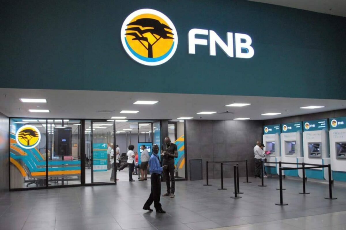 2022/2023 First National Bank (FNB) International Graduate Trainee Program