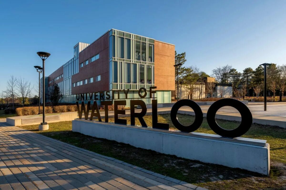 OGS / Queen Elizabeth II Scholarship 2023 at University of Waterloo in Canada