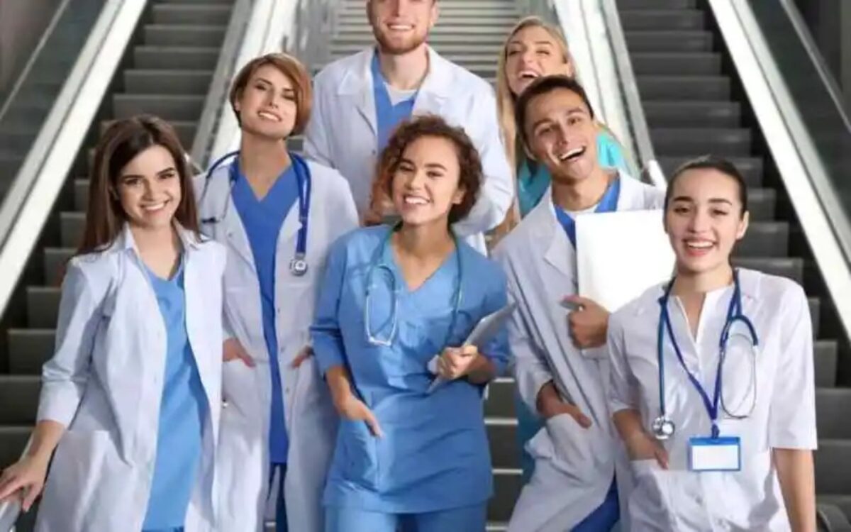 IAMAT-Robert Haru Fisher Travel Medicine Scholarship 2023 for African Medical Professionals